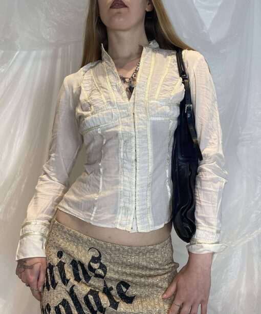 Vintage Linen Blouse with Fasten detail (S) - Image 3