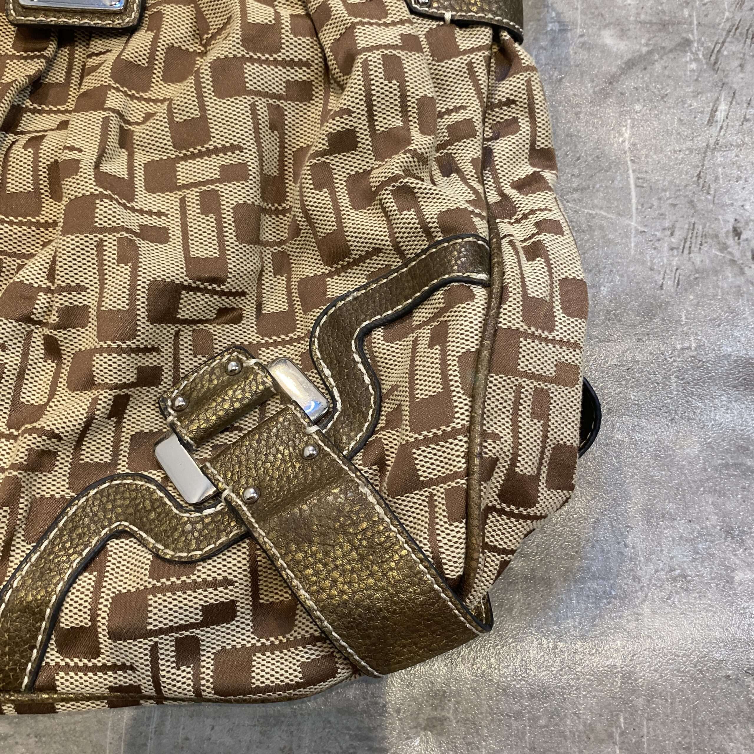 Vintage Guess Gold Monogram Slouch Bag - Image 4