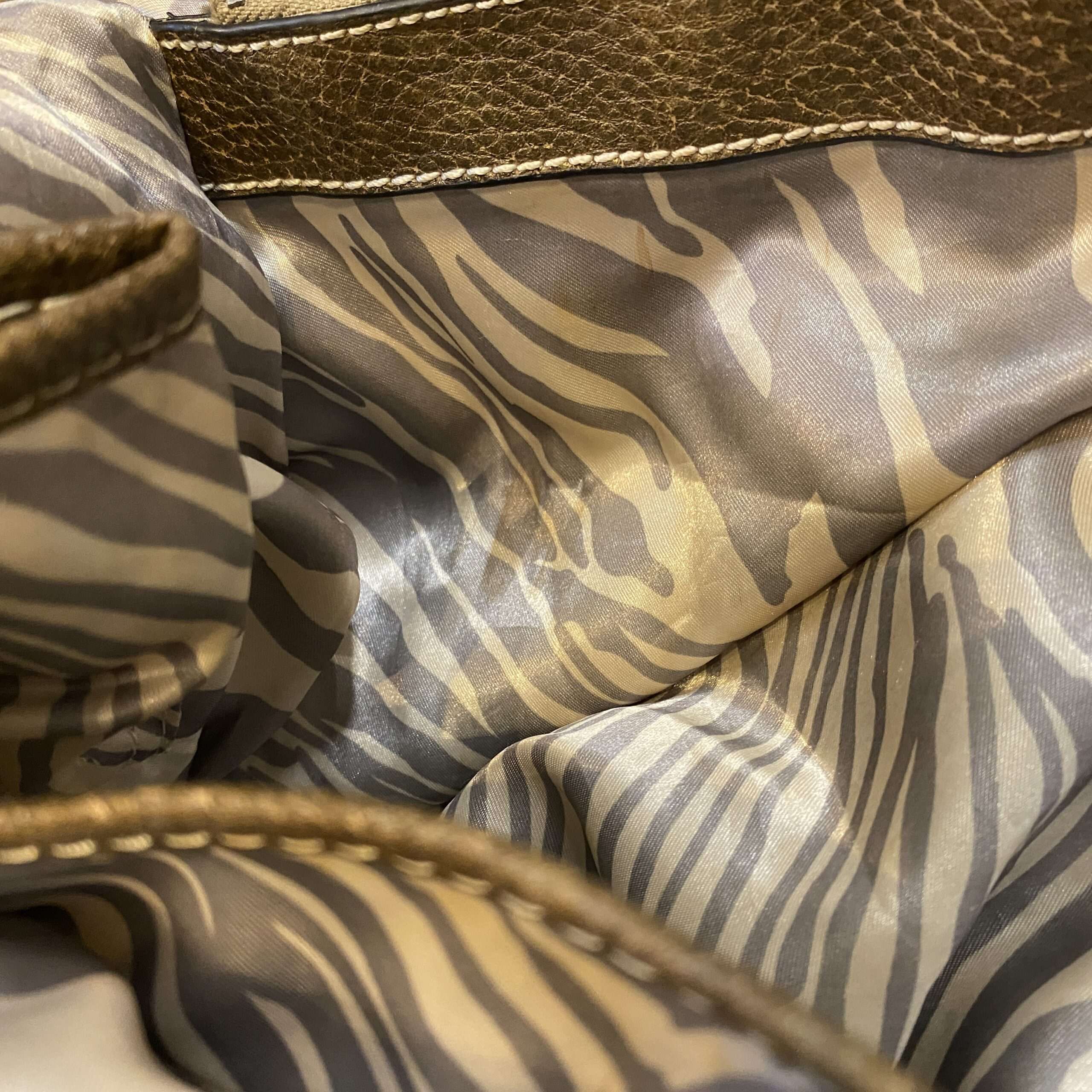 Vintage Guess Gold Monogram Slouch Bag - Image 7