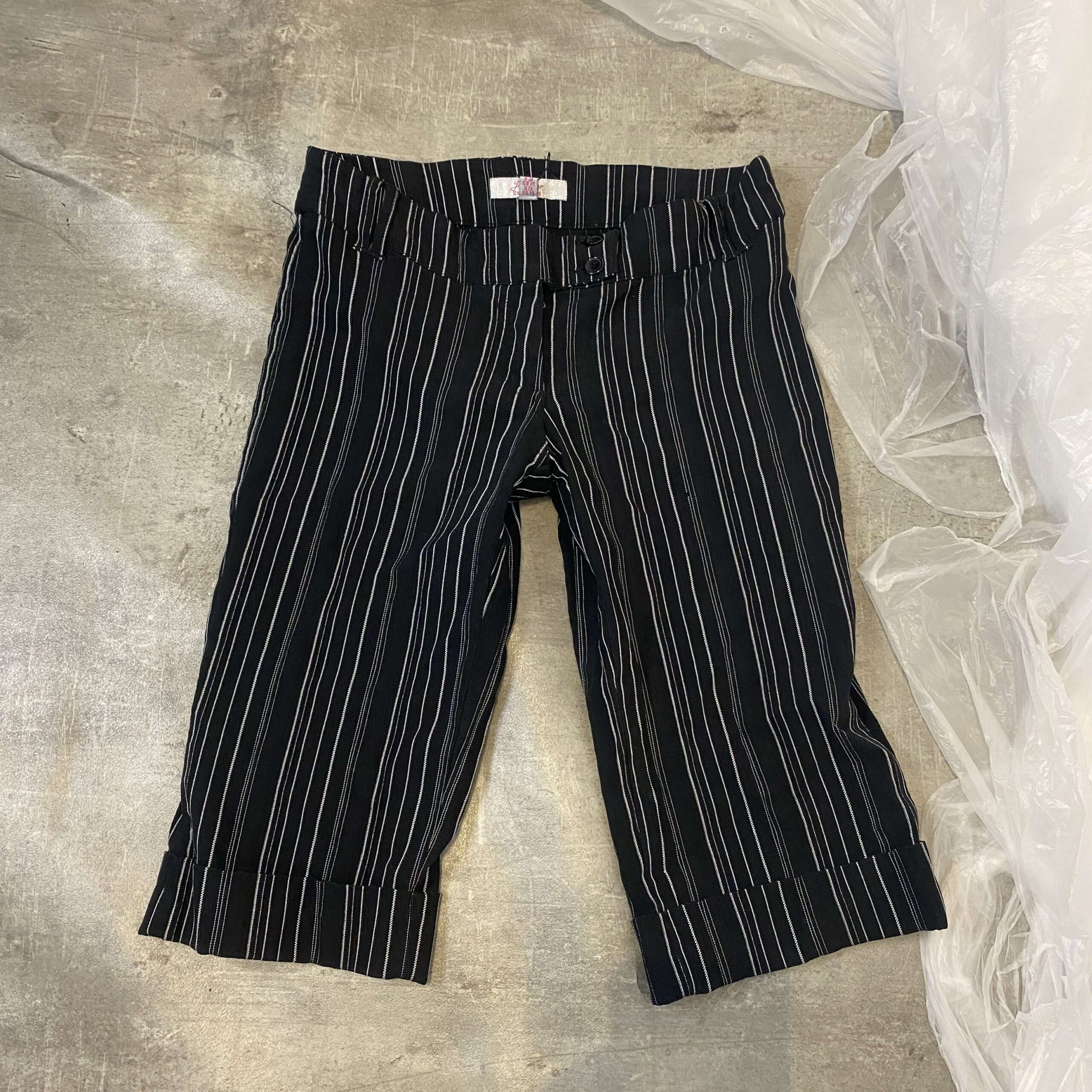 Vintage Pinstripe Capri Pants (S/M)