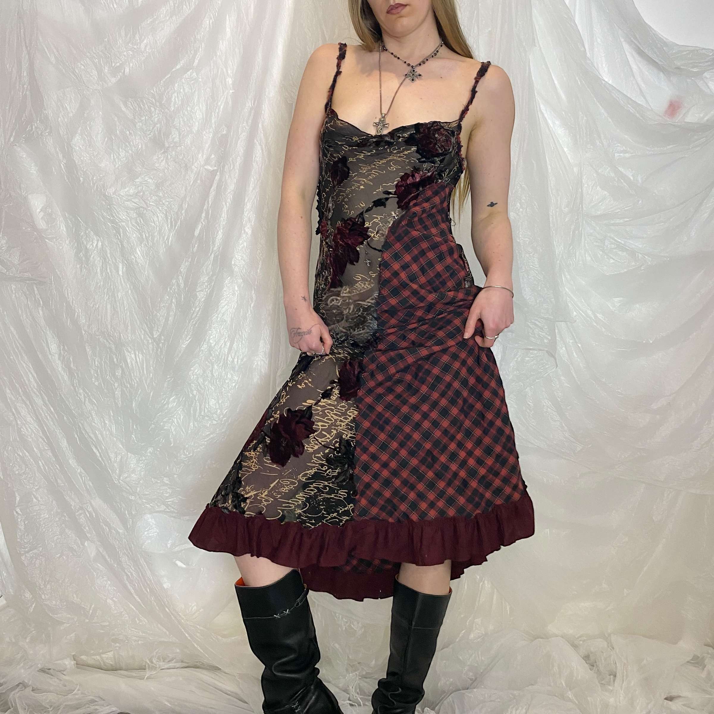 Vintage Romantic Ruffle Plaid Maxi Dress (S/M)