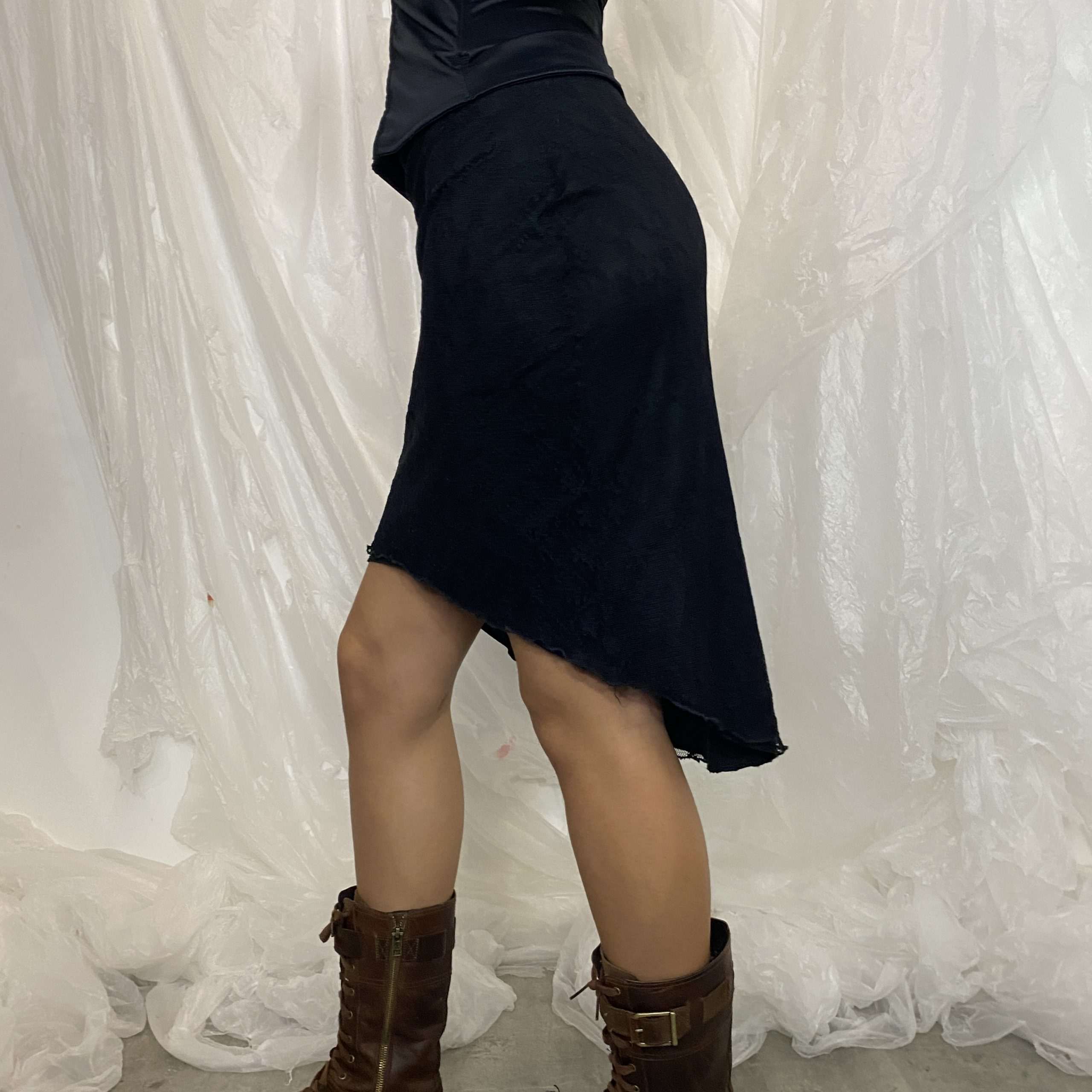 Vintage Black Lace Midi Skirt (XS-M)