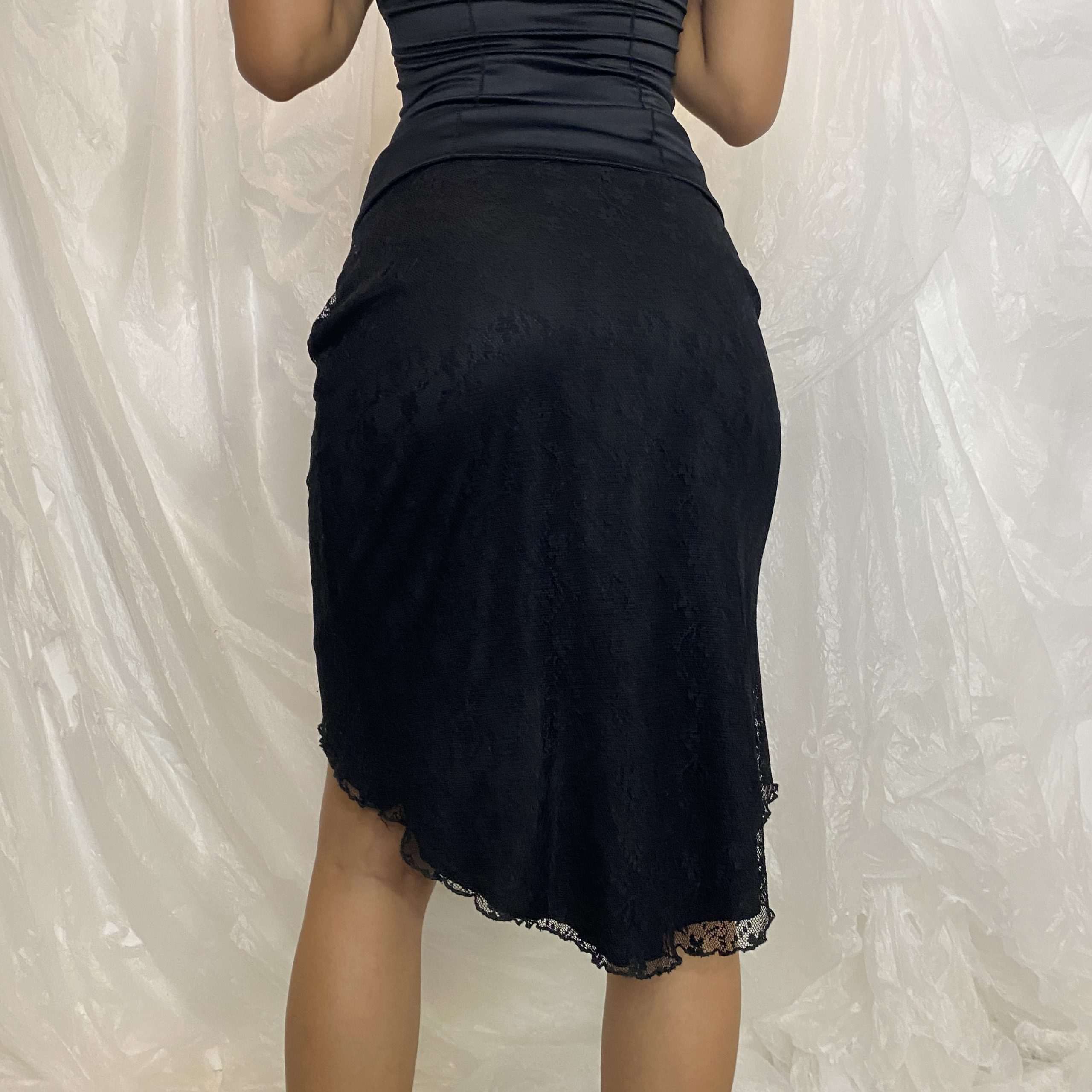 Vintage Black Lace Midi Skirt (XS-M) - Image 3