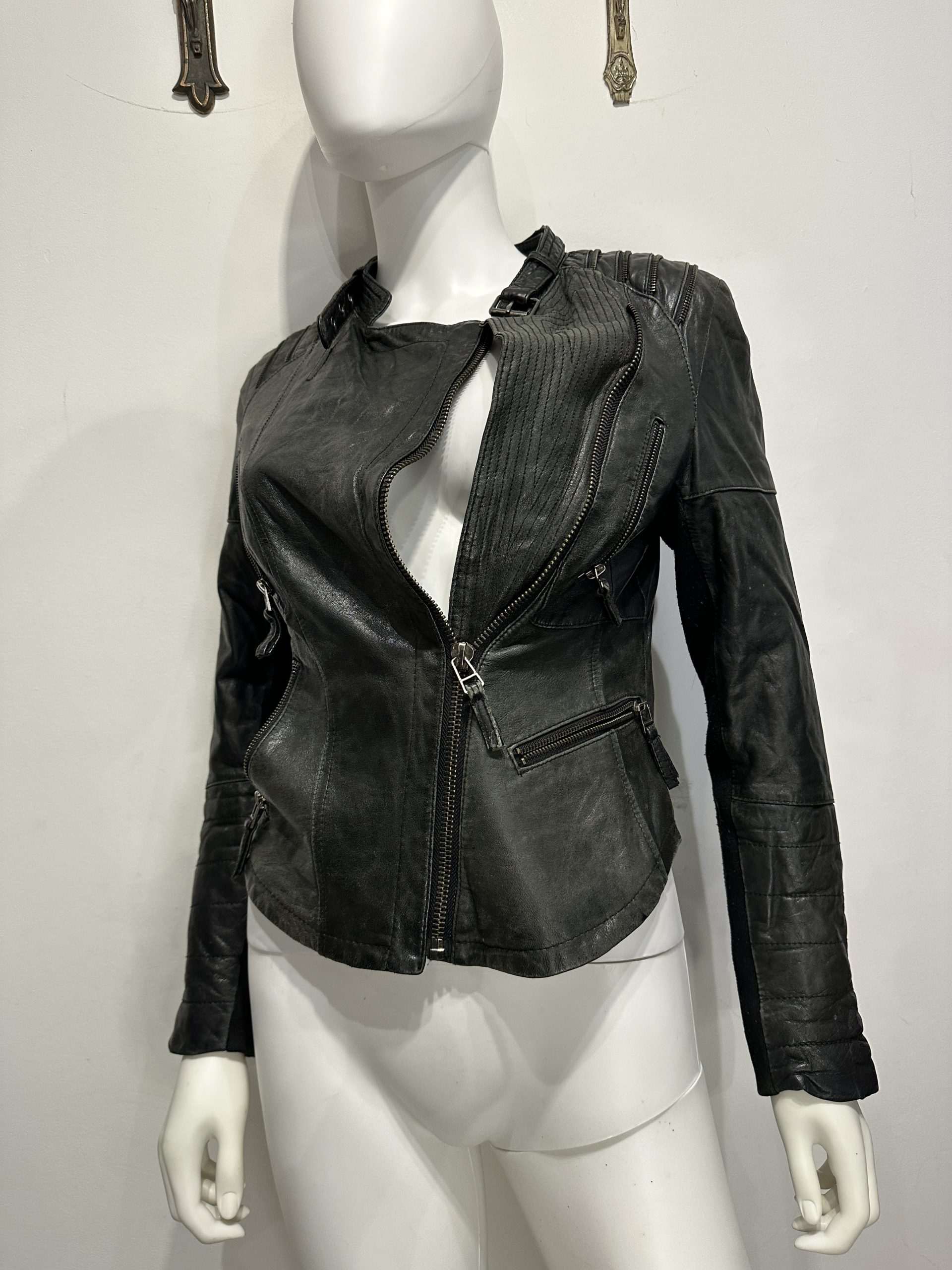 Vintage Zipper Moto Fitted Biker Jacket (XS/S) - Image 9