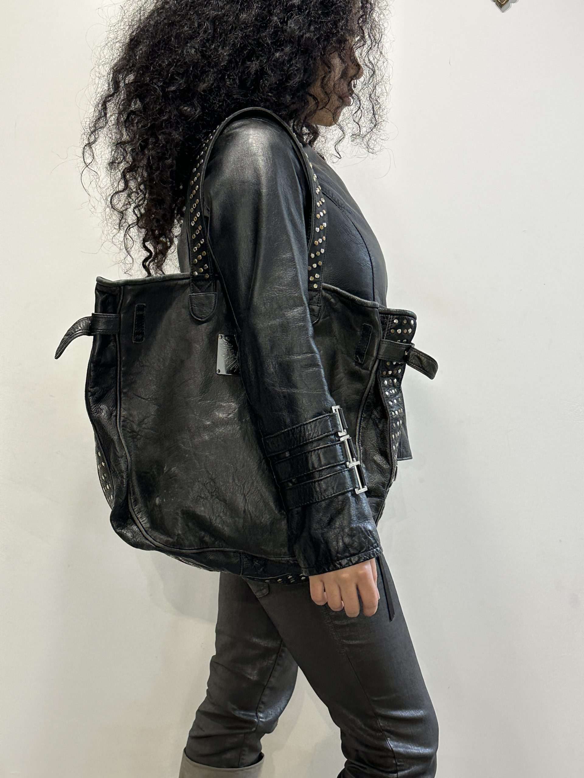 Vintage Black Buckle Italian Leather Jacket (M) - Image 4