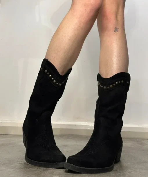 Vintage Stud Grunge Black Suede feel Cowboy Boots ( UK 6)