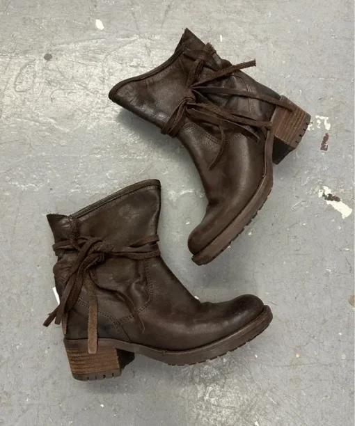 Vintage Italian Suede Lace up Slouch Ankle Boots (UK 3)