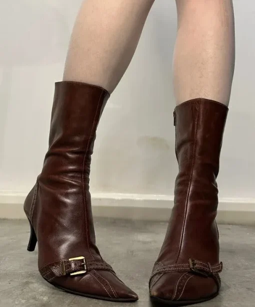 Vintage Italian Pointed Toe Leather Boots With Buckle (UK 3-3.5)