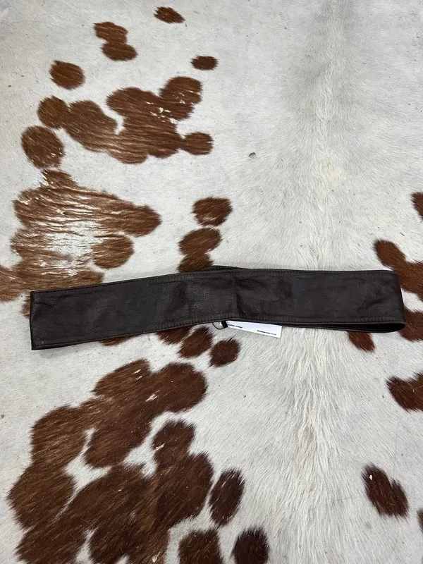 Deadstock Vintage Gothic Leather Utility Belt (L-XL) - Image 2