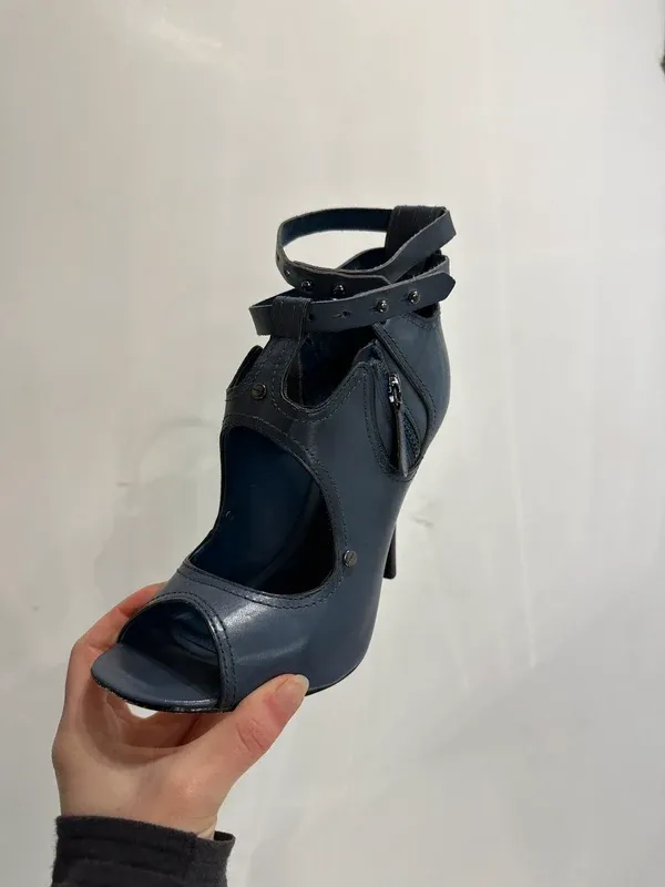 Vintage Open Toe Leather Strappy Avant Garde Parisian Stiletto Heels (UK 6 EU 38 US 8) - Image 2