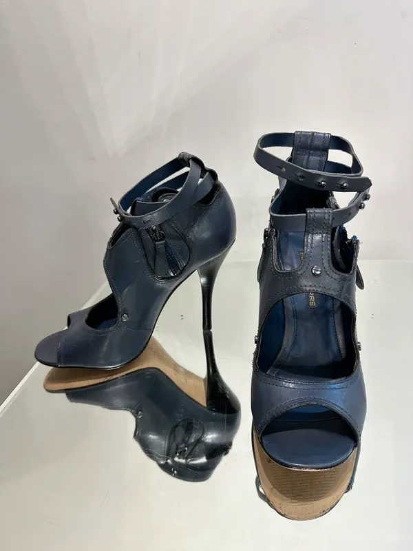 Vintage Open Toe Leather Strappy Avant Garde Parisian Stiletto Heels (UK 6 EU 38 US 8) - Image 8