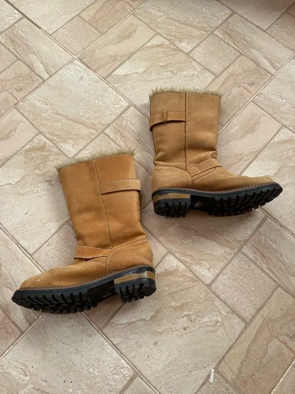 Vintage 2000s Y2K Faux Fur Buckle Boots (UK 5 EU 38 US 7) - Image 2