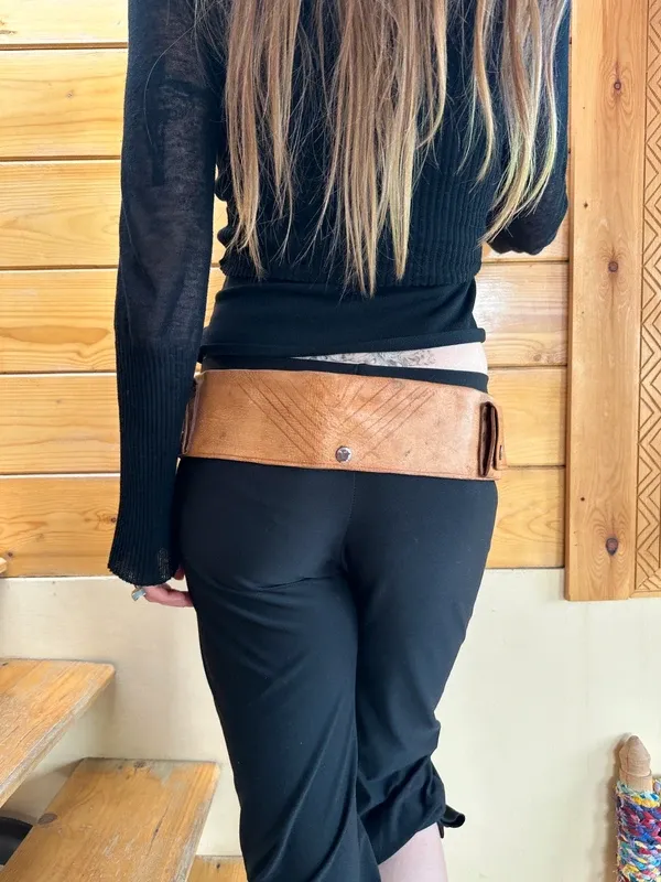 Vintage Leather Hippy Festival Utility Pocket Belt ( adjustable size) - Image 3