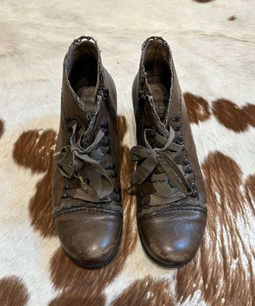 Alternative view of Vintage Steampunk Victorian Lace up Mary Jane Heels (UK 5)