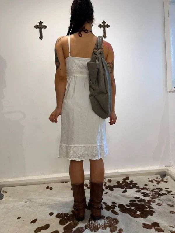 European Vintage Lace Cotton Milkmaid Summer Dress - Image 4