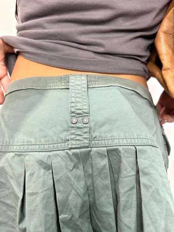 Vintage 2000s Diesel Pleated Mini Skirt (M) - Image 4