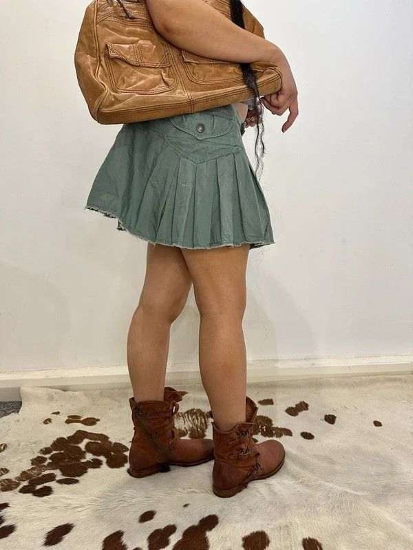 Vintage 2000s Diesel Pleated Mini Skirt (M) - Image 6