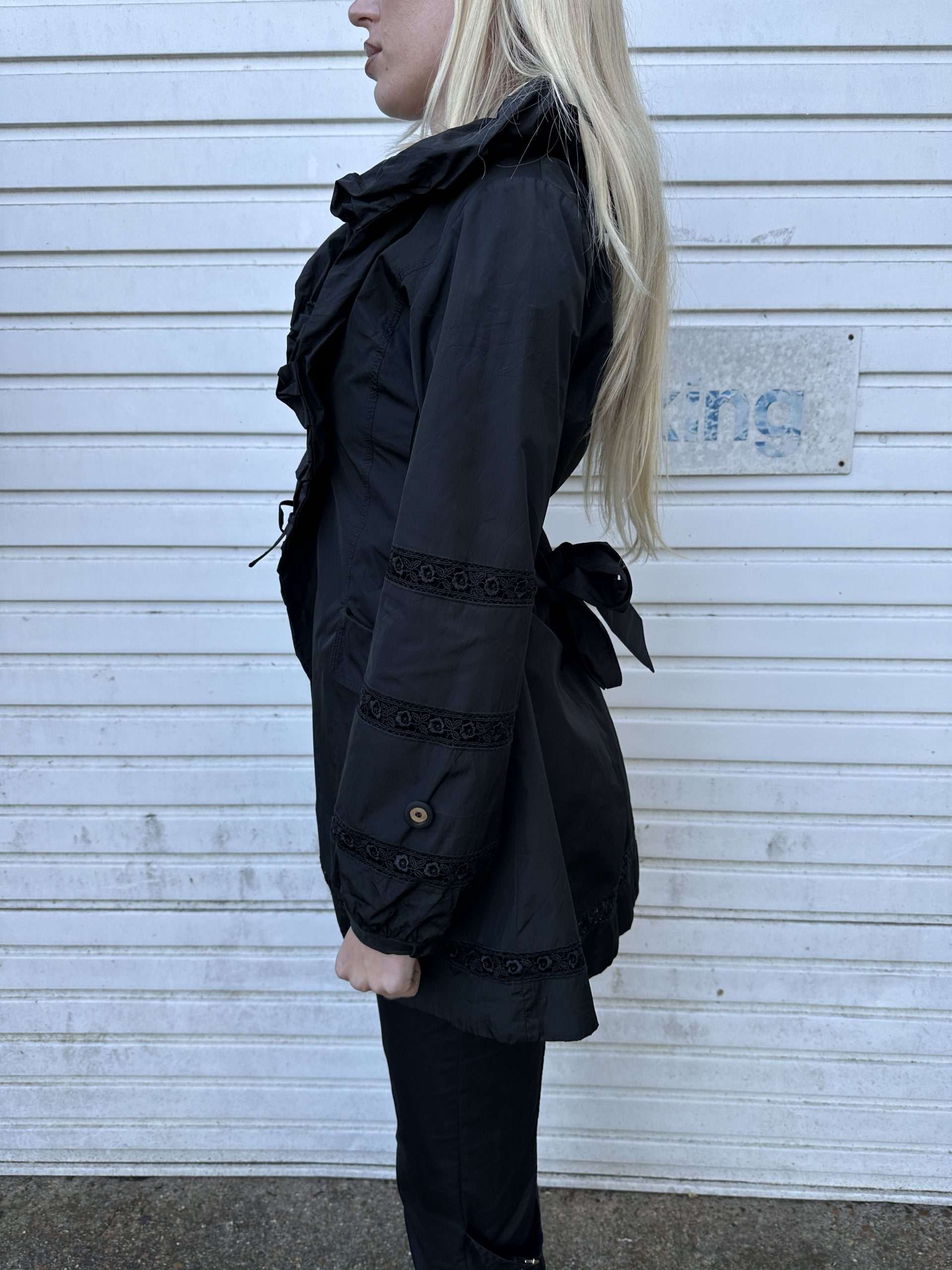 Vintage Black Italian Romantic Gothic Jacket (XS/S) - Image 5